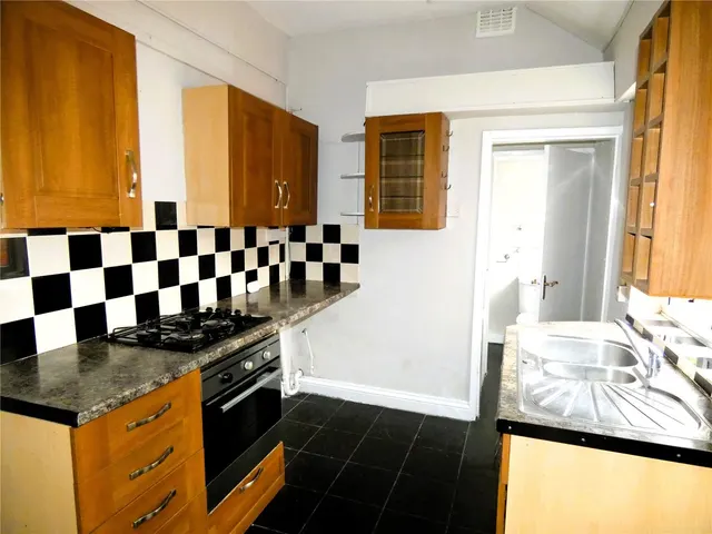 The Fordrough, Northfield, B31, photo 3