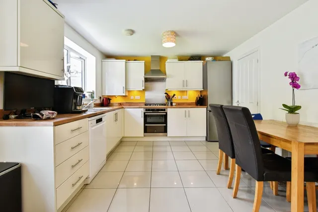 Graig Y Fforest, Godrergraig, SA9, photo 2
