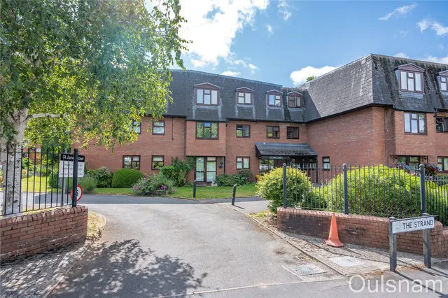 The Strand, Bromsgrove, Worcestershire, B61 8AB, photo 1
