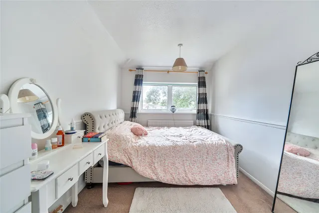 Annesley Road, Newport Pagnell, MK16, photo 3