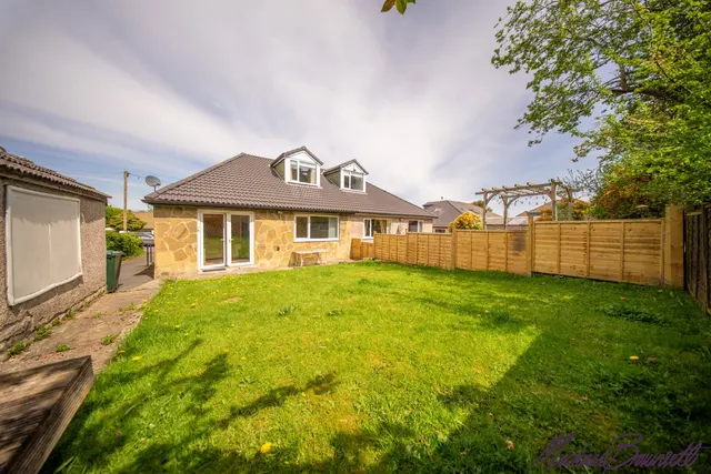 Gregory Crescent, Bradford, BD7 4PG, photo 1