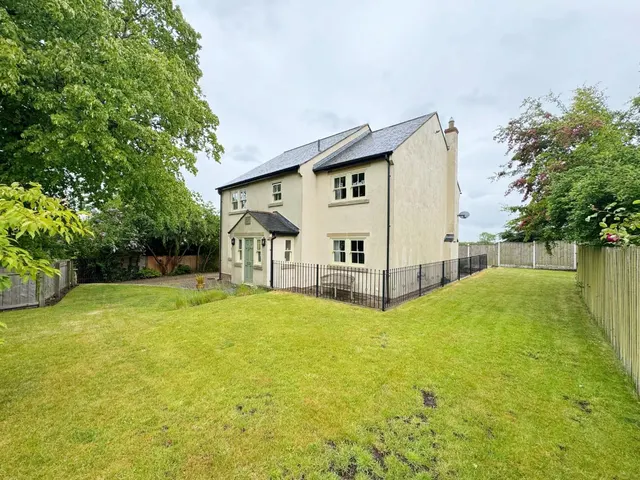 Mainsforth, Ferryhill, DL17, photo 3