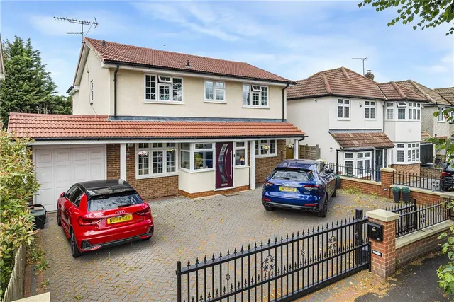 The Avenue, Orpington, BR6, photo 1