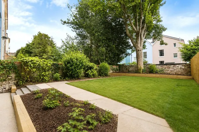Chertsey Road, Bristol, BS6, photo 1