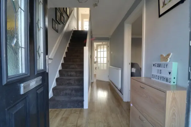 Sixth Avenue, Telford, photo 2