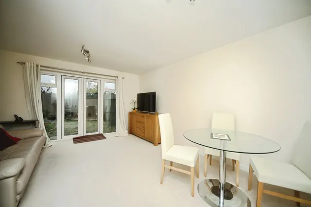 Massingham Park, Taunton, TA2, photo 2