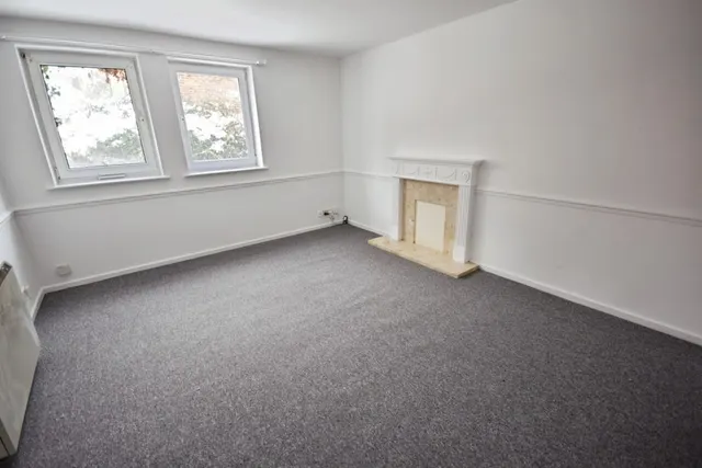 Northcote Court, Newcastle, ST5, photo 2