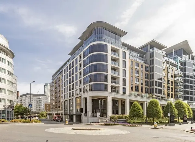 Townmead Road, Imperial Wharf, SW6, photo 1