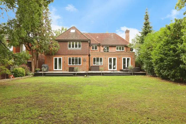 Photo 2 — Dukes Wood Drive, Gerrards Cross, SL9