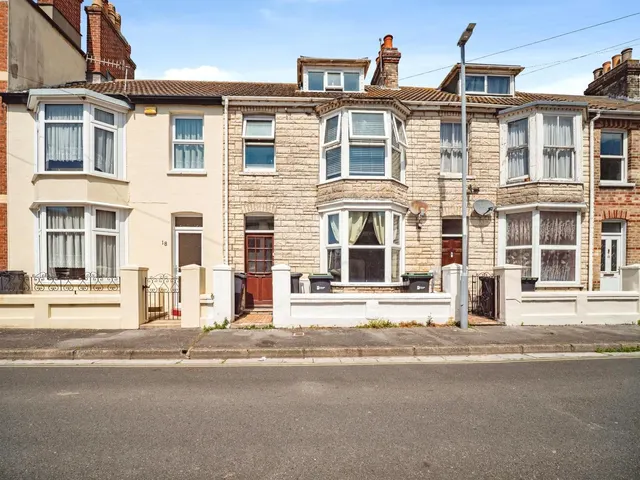 Chelmsford Street, Weymouth, DT4, photo 1