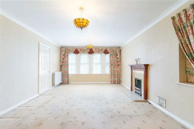 Photo 2 — Sovereign Close, Purley CR8 2JT