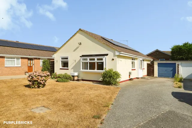 Westlands, Rustington, BN16, photo 1