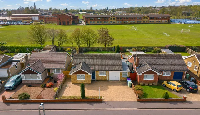 Westerdale Road on Manthorpe Estate in Grantham, photo 1