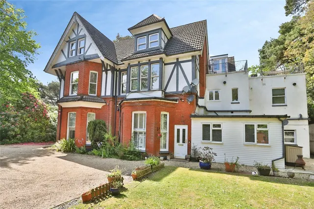 Branksome Wood Road, Bournemouth, BH2, photo 2