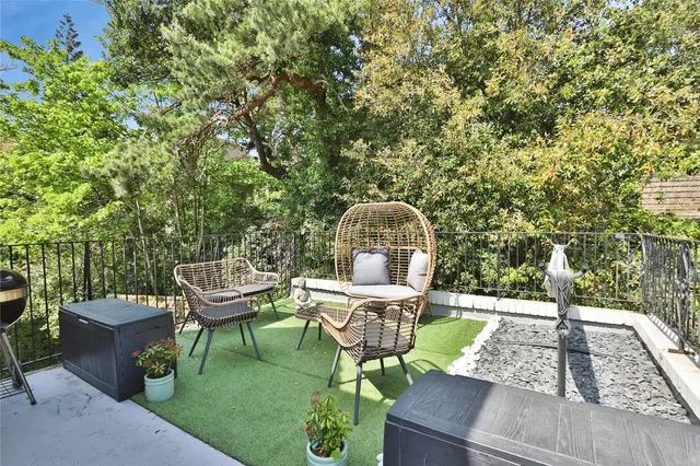 Branksome Wood Road, Bournemouth, BH2, photo 1