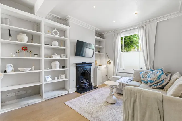 Eversleigh Road, London, SW11, photo 2