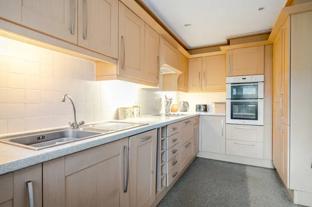 Photo 3 — St. Marys Court, Beaconsfield, HP9