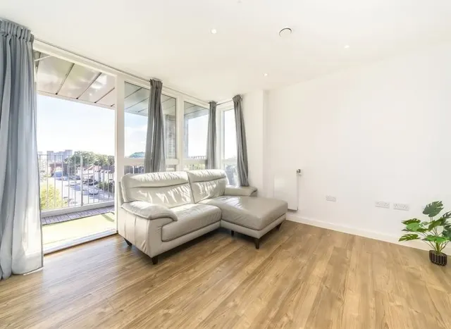 Ealing Road, Wembley, HA0, photo 2