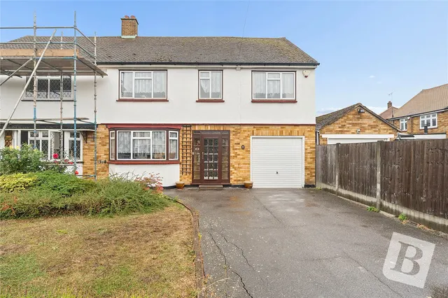 Chafford Gardens, West Horndon, CM13, photo 2