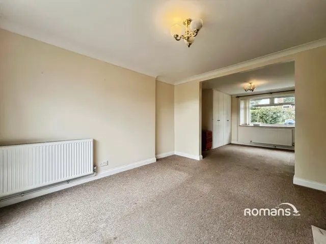 Walton Drive, High Wycombe, HP13, photo 3