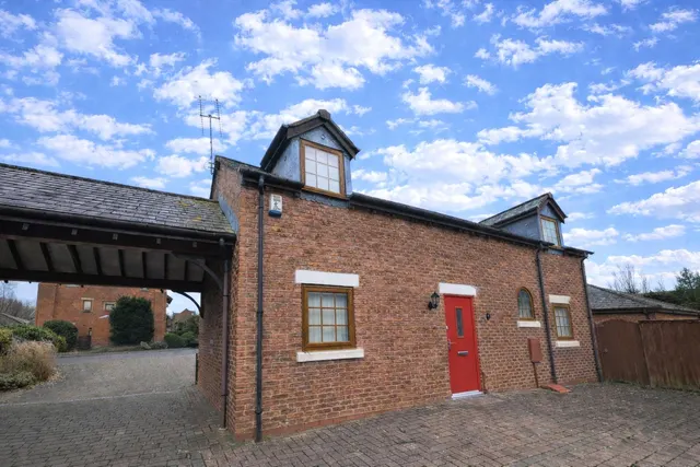 Guinea Hall Mews, Banks, PR9, photo 1