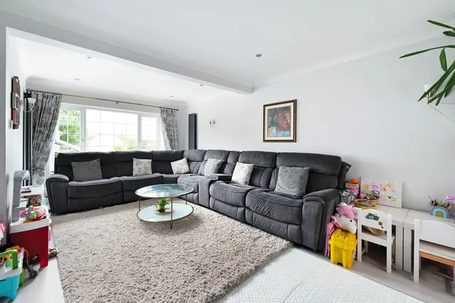Mickle Hill, Sandhurst, GU47, photo 2