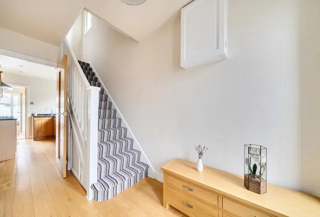 Deerhurst, Bristol, BS15, photo 2