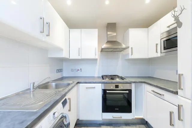 Grove Road, London, E3, photo 3