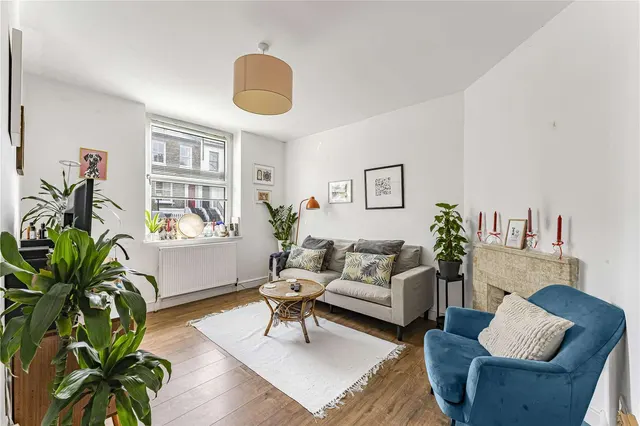 Mapledene Road, London, E8, photo 2