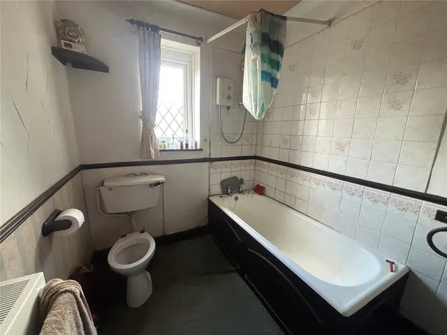 King Street, Barnoldswick, BB18, photo 2