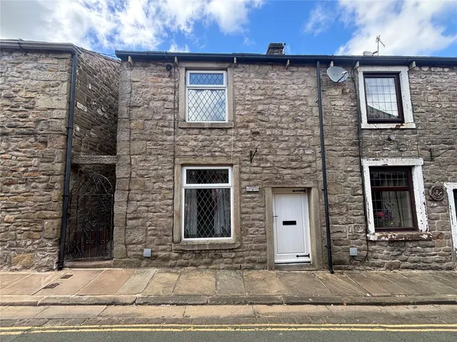 King Street, Barnoldswick, BB18, photo 1