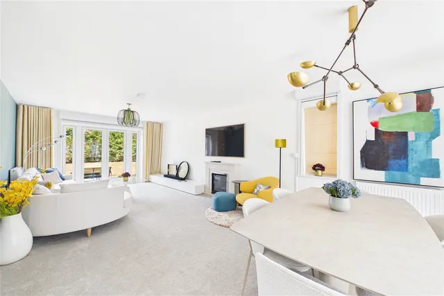 Lakeview Lane, Mytchett, GU16, photo 3