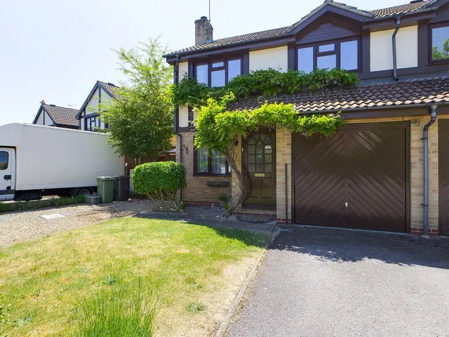 Woodlands, Chineham, Basingstoke, RG24, photo 1