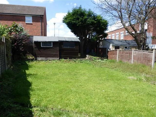 Photo 2 — Poplar Road, Oldbury, B69