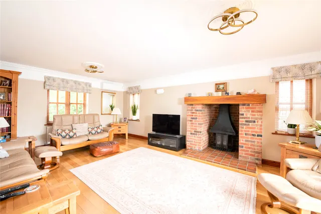 Leys Road, Loughton, MK5, photo 2