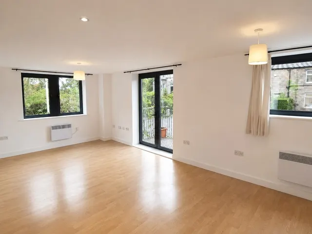 Troy Road, Horsforth, LS18, photo 3