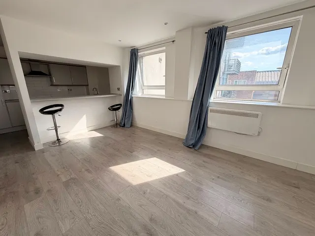 Photo 3 — THE PINNACLE, HIGH ROAD, Romford, Essex RM6 6PN