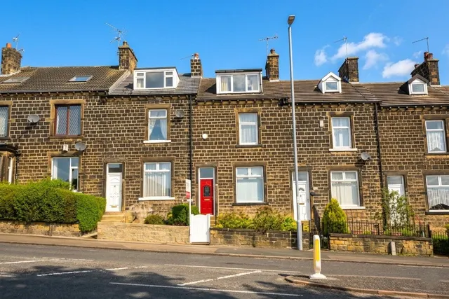 Albion Road, Bradford, BD10, photo 1