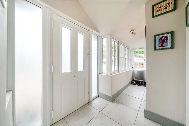 Fairview Road, Headley Down, Hampshire, GU35, photo 1