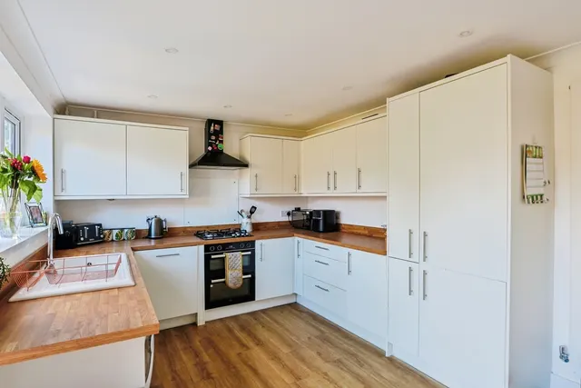 Chaldon Road, Canford Heath, BH17, photo 2