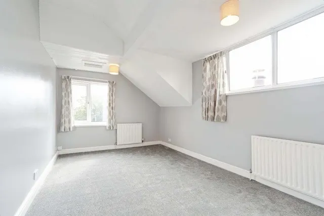 Roundhay Mount, Leeds, LS8, photo 2
