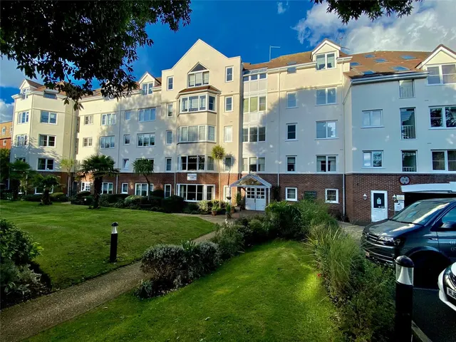 Poole Road, Bournemouth, Dorset, BH2, photo 1