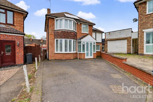 Durston Close, Leicester, LE5, photo 1