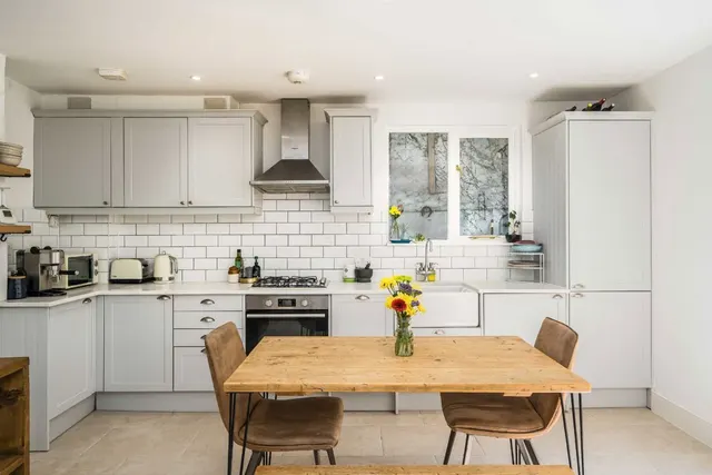 Brayburne Avenue, SW4, photo 2