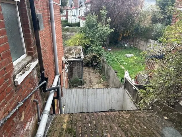 Photo 3 — Walm Lane, Willesden Green, NW2 4QE