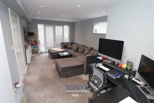 Photo 3 — Cavalier Drive, Halesowen, B63 4SQ