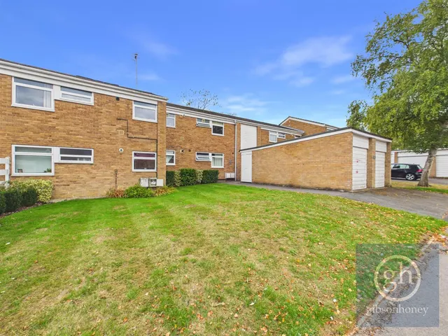 Moss Lane, Pinner, HA5 3AP, photo 1