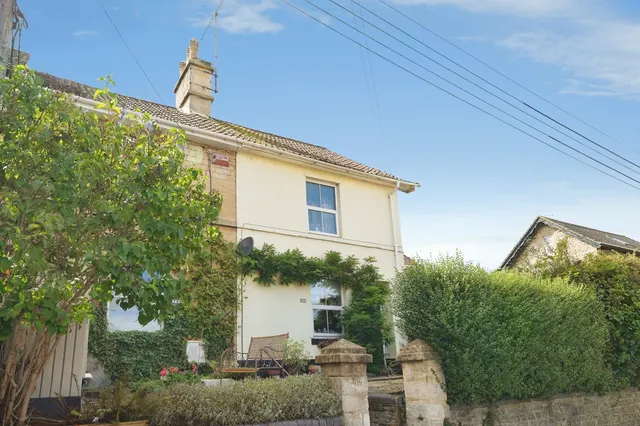 North Street, Calne, photo 1