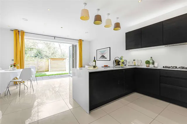 Photo 2 — Brewery Lane, Twickenham, TW1 1AW