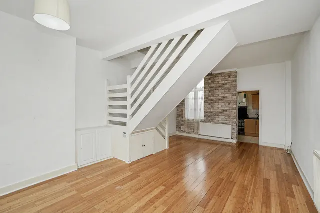 Alma Road, Enfield, EN3, photo 2